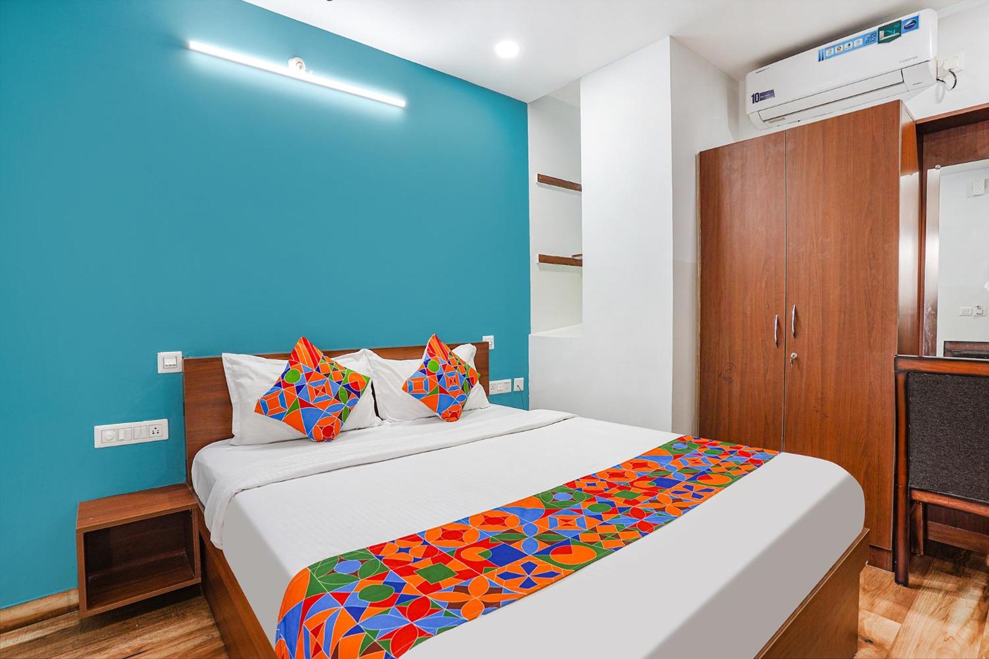 Fabhotel Rlv Green Palace - Nr Kengeri Satellite Town 班加罗尔 外观 照片