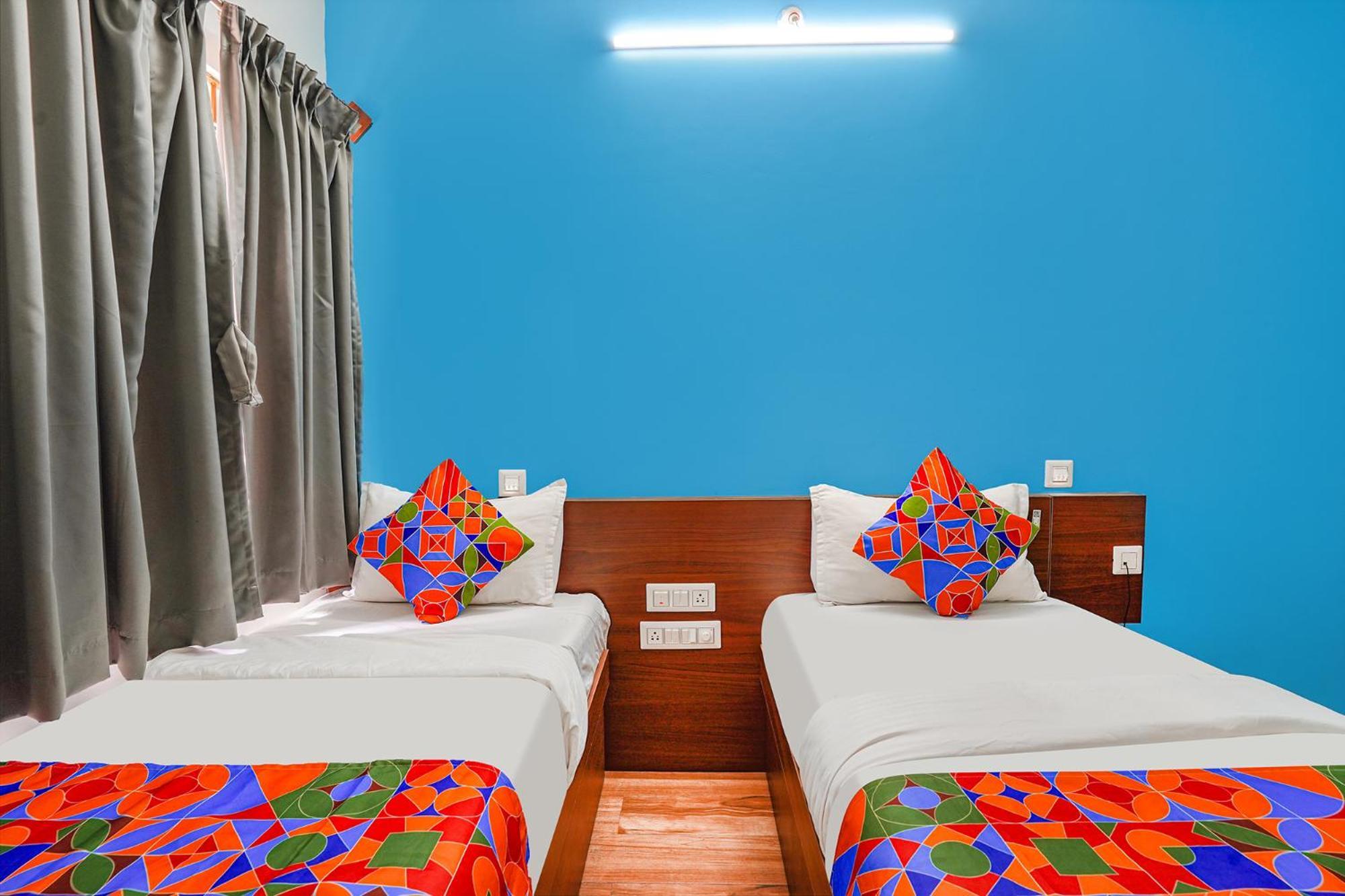 Fabhotel Rlv Green Palace - Nr Kengeri Satellite Town 班加罗尔 外观 照片