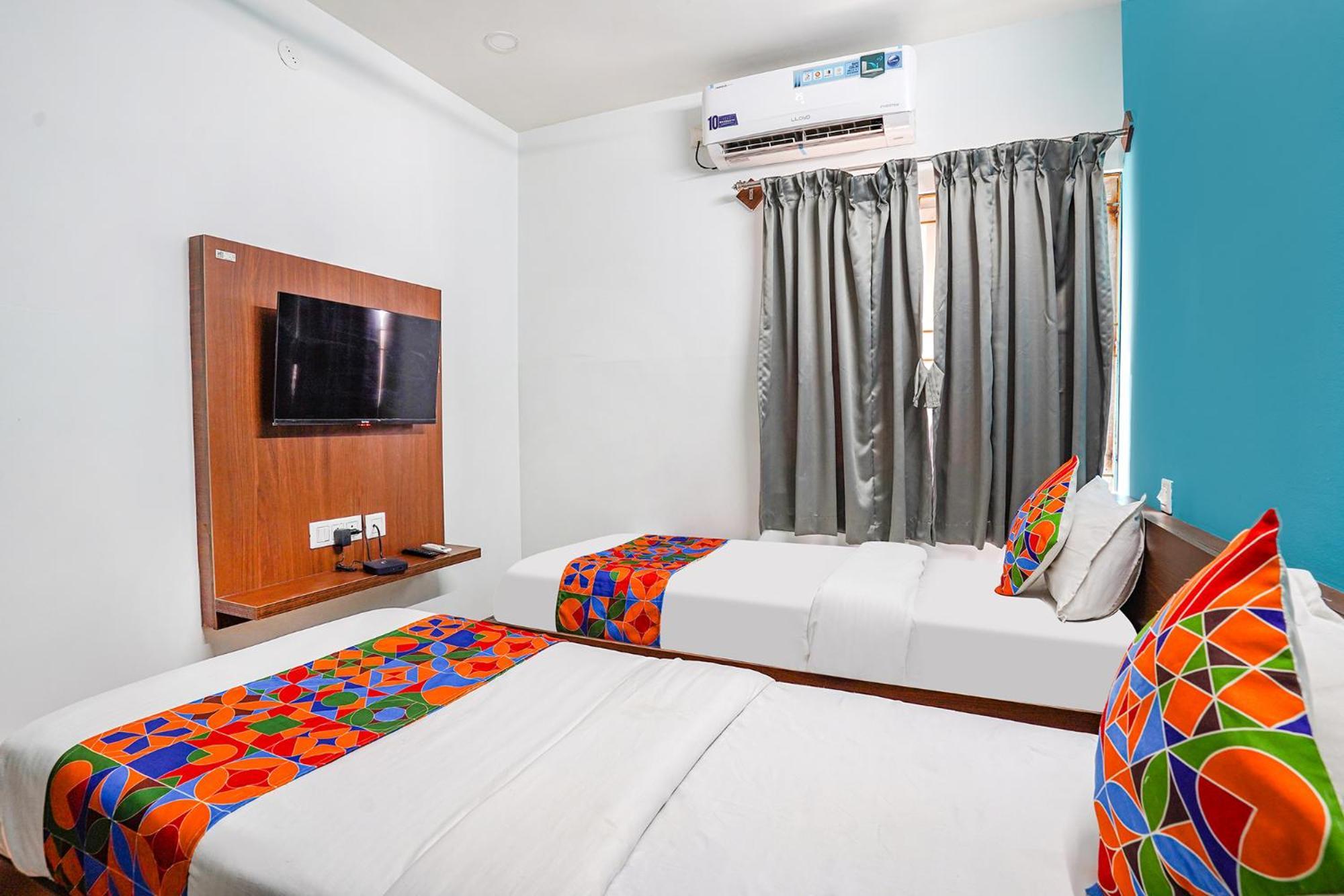 Fabhotel Rlv Green Palace - Nr Kengeri Satellite Town 班加罗尔 外观 照片