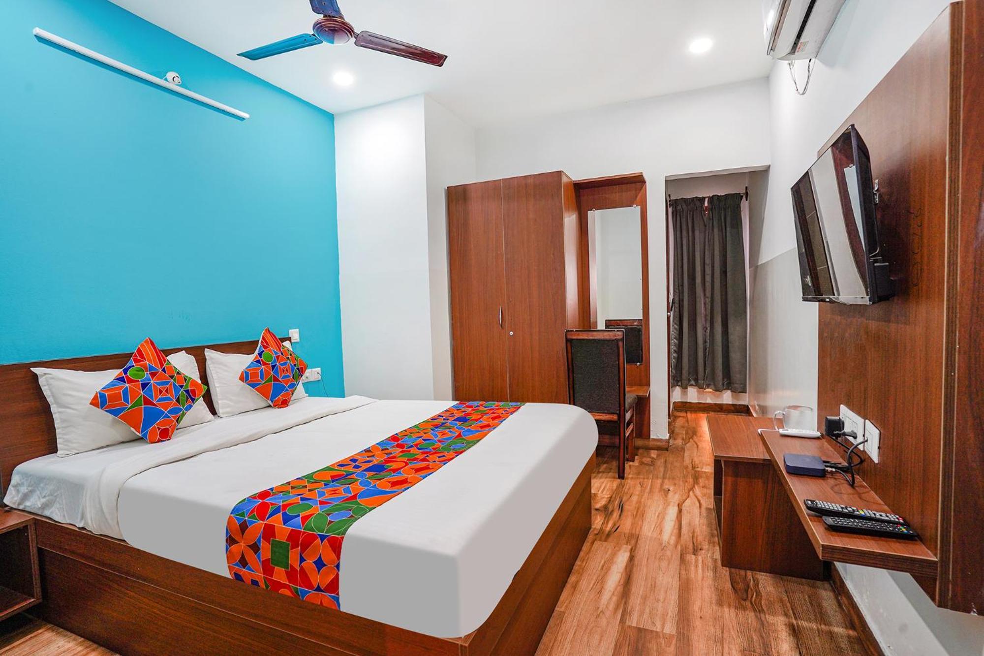 Fabhotel Rlv Green Palace - Nr Kengeri Satellite Town 班加罗尔 外观 照片