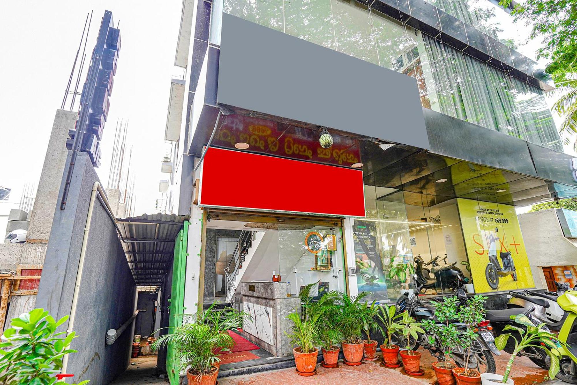 Fabhotel Rlv Green Palace - Nr Kengeri Satellite Town 班加罗尔 外观 照片