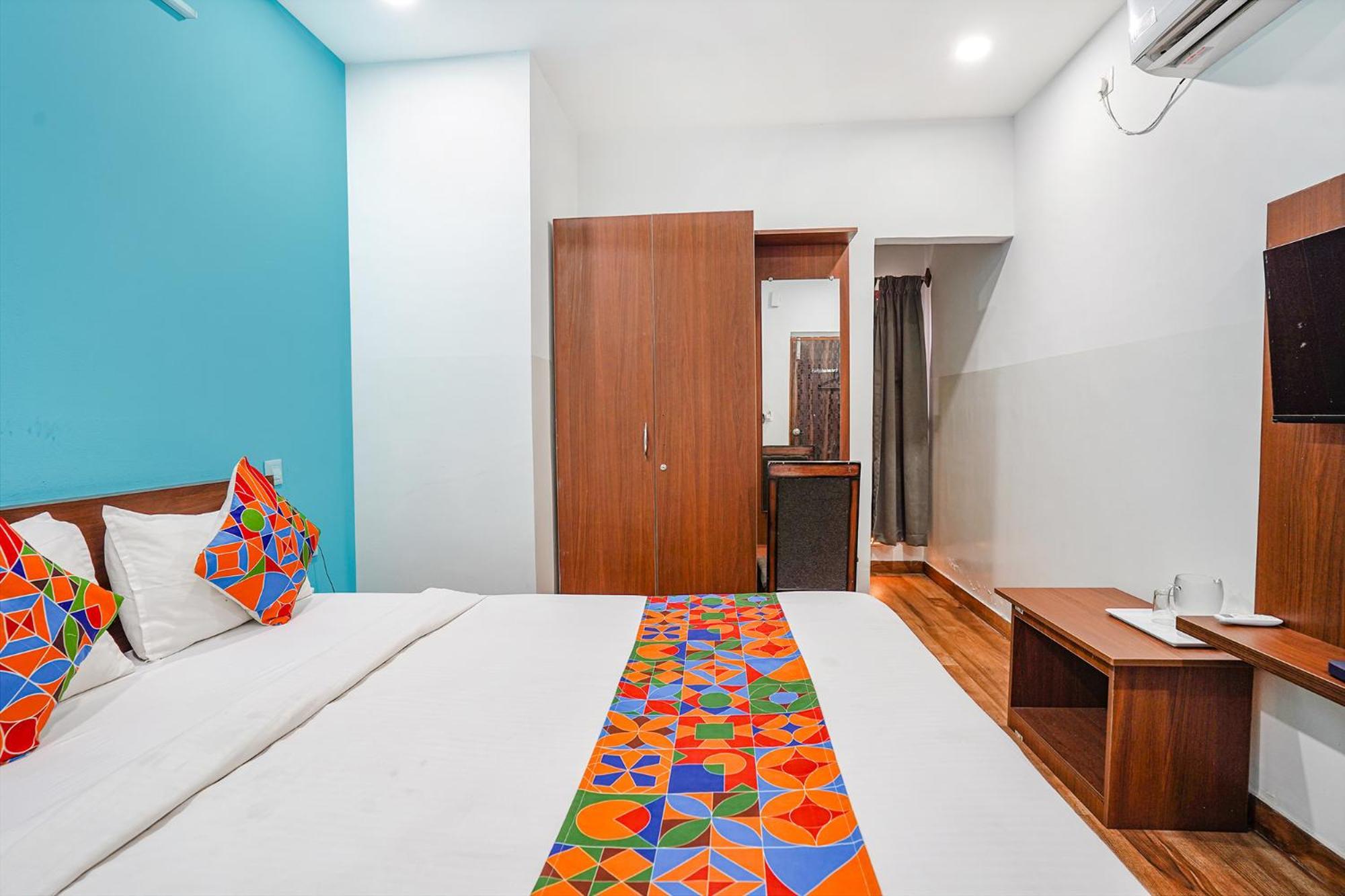 Fabhotel Rlv Green Palace - Nr Kengeri Satellite Town 班加罗尔 外观 照片